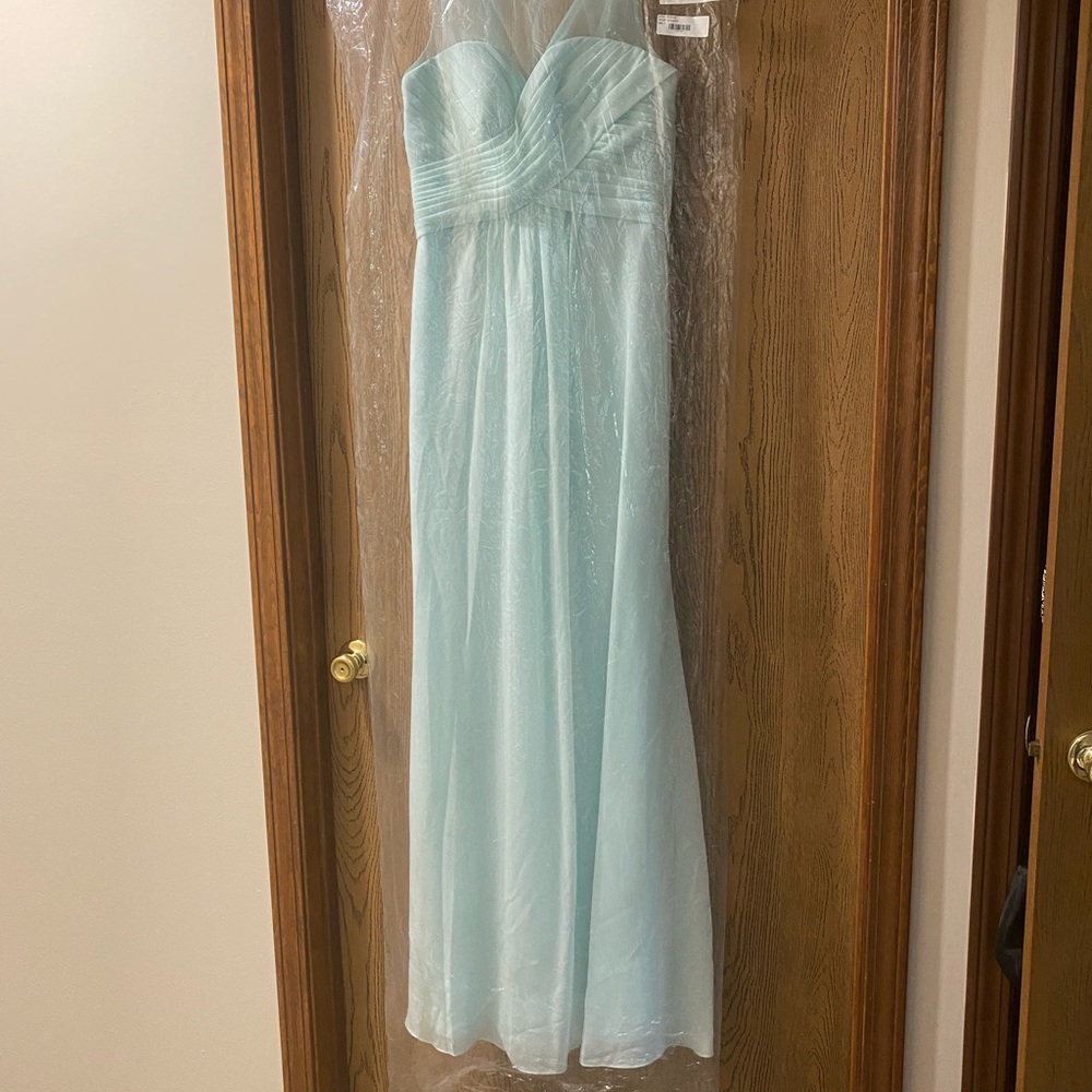 Size 8 Morning Mist Kleinfeld bridal party gown